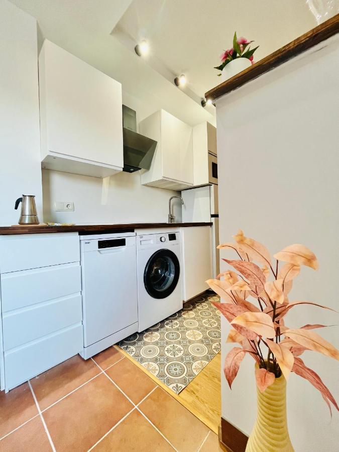 Nuevo Cosy Loft 4Pax Estavar Ngoại thất bức ảnh
