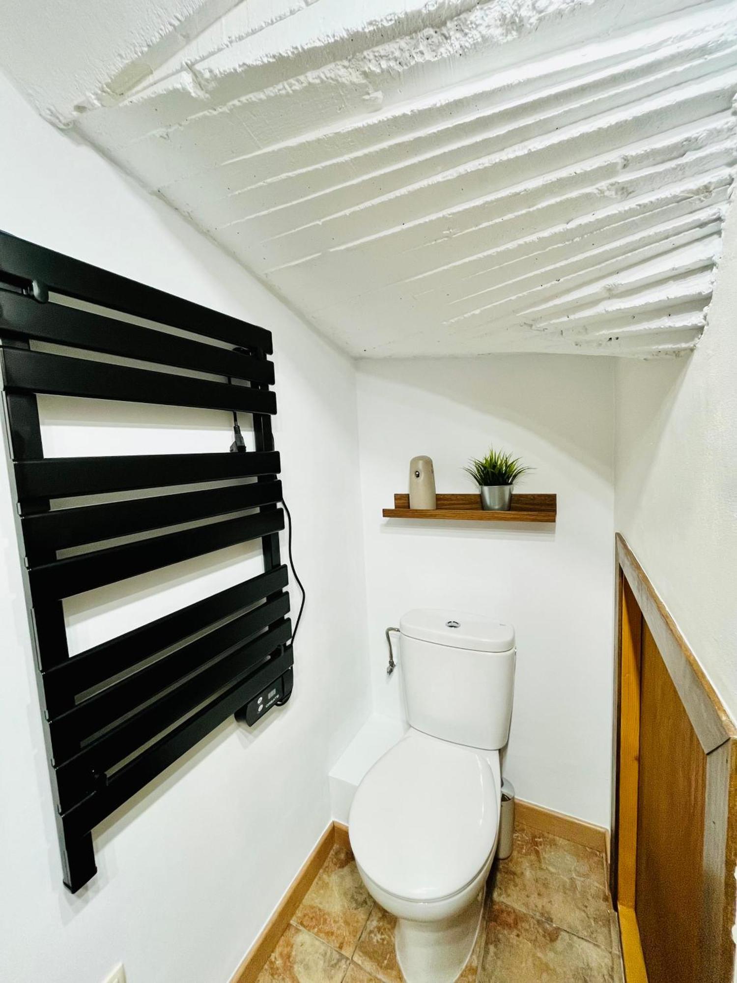 Nuevo Cosy Loft 4Pax Estavar Ngoại thất bức ảnh
